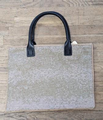 * Needlepoint Handbag "Dinner"