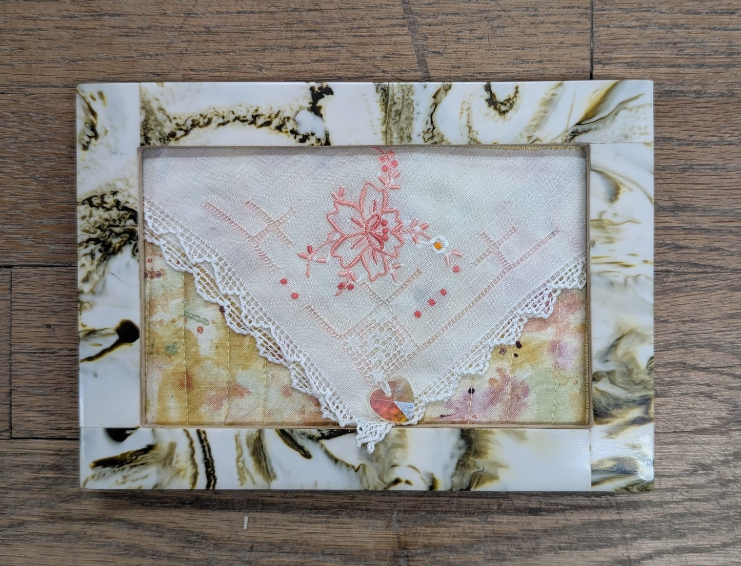 *Fabric Quilted Frame
