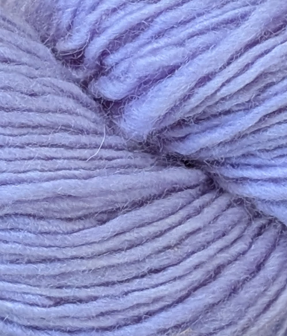 * Badger Spun Rug Weight